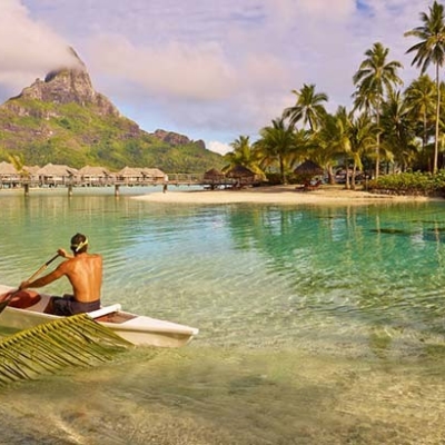 Tahiti canoe